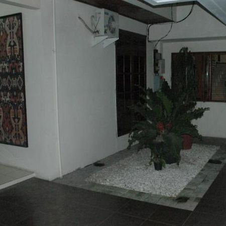 Hotel Bontocinde Makassar Kültér fotó