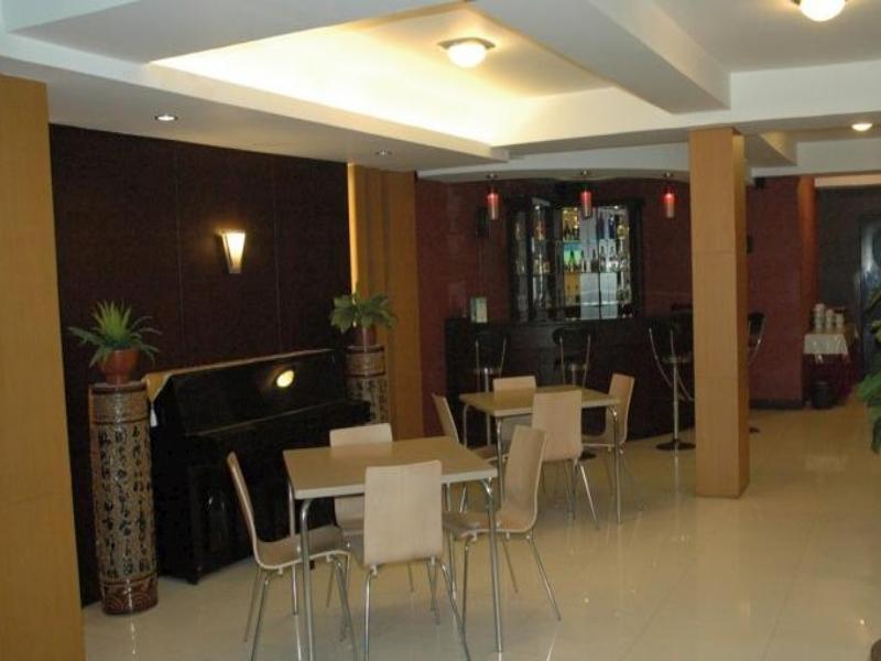 Hotel Bontocinde Makassar Kültér fotó